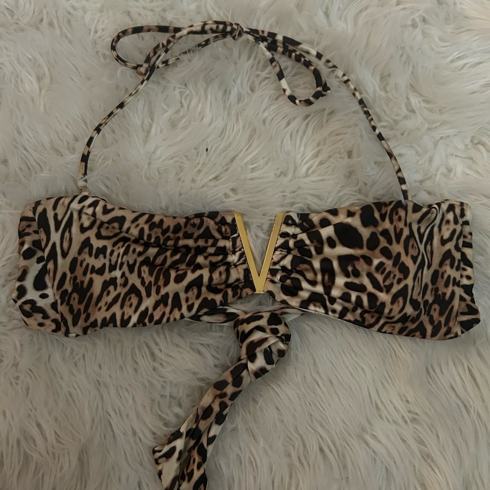 Victoria’s Secret Leopard Print Bandeau bikini/swim Top with Gold Accent